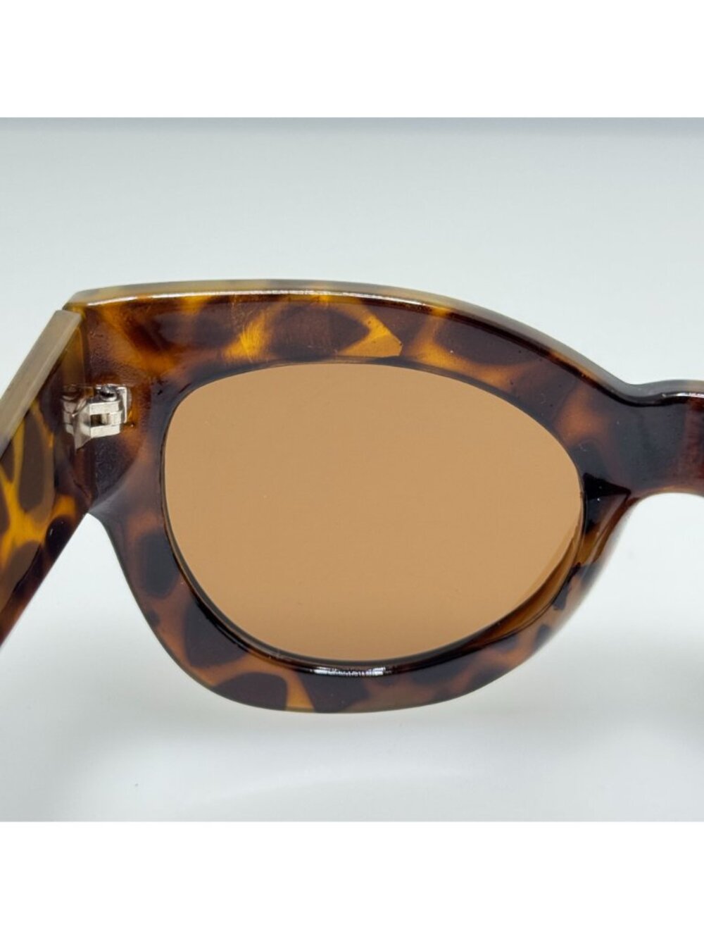 Quay Sunglasses Nala 2.6 - Picture 7 of 8